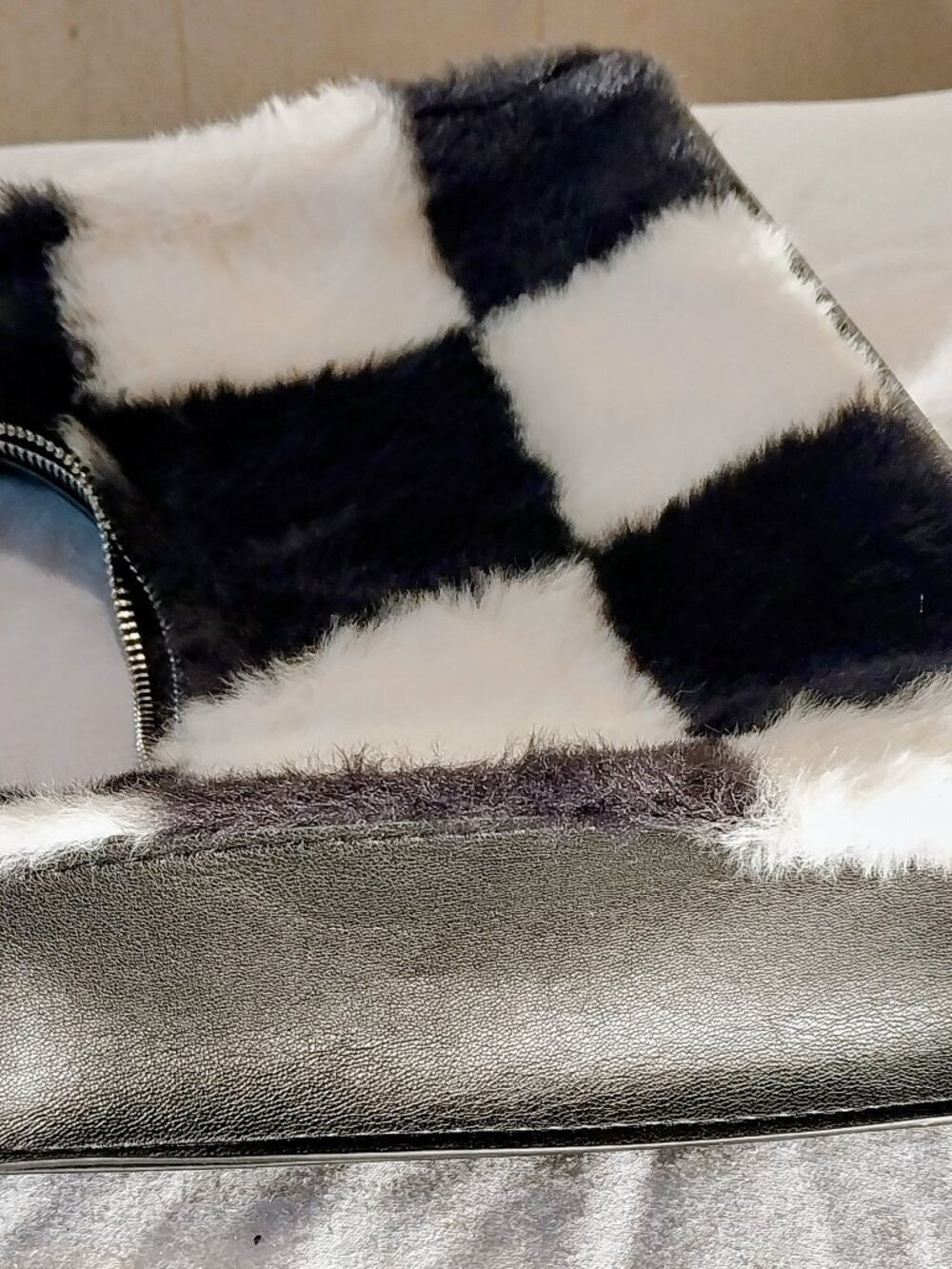 Y2K Inspired Madden NYC Black & White Women’s Purse 10X5X2.5 - Picture 7 of 10